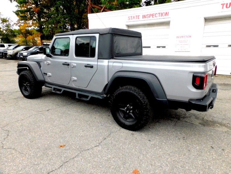 Used 2020 Jeep Gladiator Sport S 4x4 Used 2020 Jeep Gladiator Sport S 4x4 for sale  at Metro West Motorcars LLC in Shrewsbury MA 3