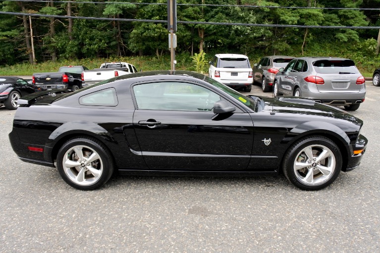 Used 2009 Ford Mustang 2dr Cpe GT Premium Used 2009 Ford Mustang 2dr Cpe GT Premium for sale  at Metro West Motorcars LLC in Shrewsbury MA 6