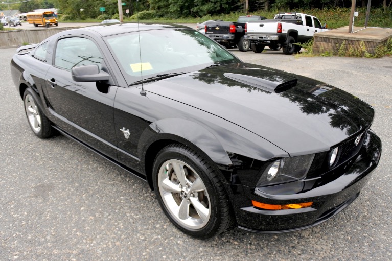 Used 2009 Ford Mustang 2dr Cpe GT Premium Used 2009 Ford Mustang 2dr Cpe GT Premium for sale  at Metro West Motorcars LLC in Shrewsbury MA 7