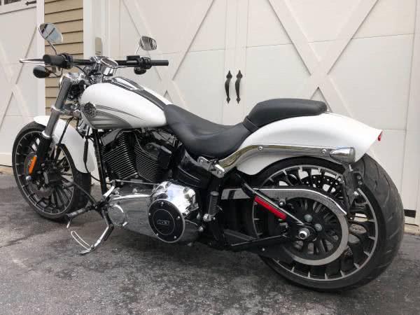 New 2017 Harley Davidson Softtail Breakout New 2017 Harley Davidson Softtail Breakout for sale at Metro West Motorcars LLC in Shrewsbury MA 6