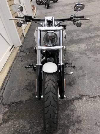 New 2017 Harley Davidson Softtail Breakout New 2017 Harley Davidson Softtail Breakout for sale at Metro West Motorcars LLC in Shrewsbury MA 7