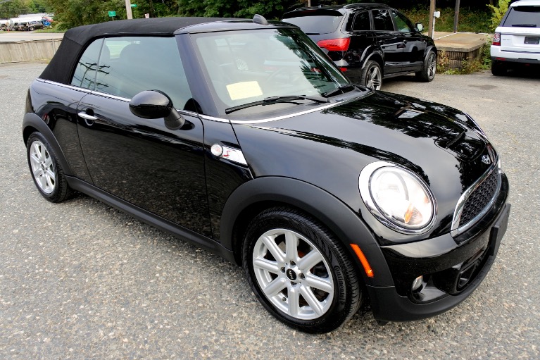 Used 2014 Mini Cooper s Convertible S Used 2014 Mini Cooper s Convertible S for sale  at Metro West Motorcars LLC in Shrewsbury MA 25