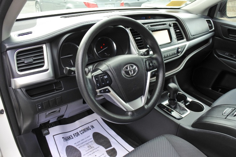 Used 2014 Toyota Highlander AWD 4dr V6 LE Used 2014 Toyota Highlander AWD 4dr V6 LE for sale at Metro West Motorcars LLC in Shrewsbury MA 13