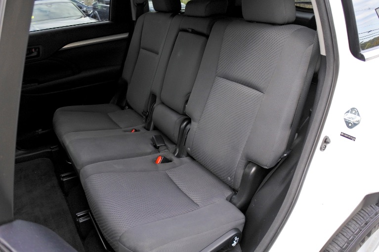 Used 2014 Toyota Highlander AWD 4dr V6 LE Used 2014 Toyota Highlander AWD 4dr V6 LE for sale at Metro West Motorcars LLC in Shrewsbury MA 16