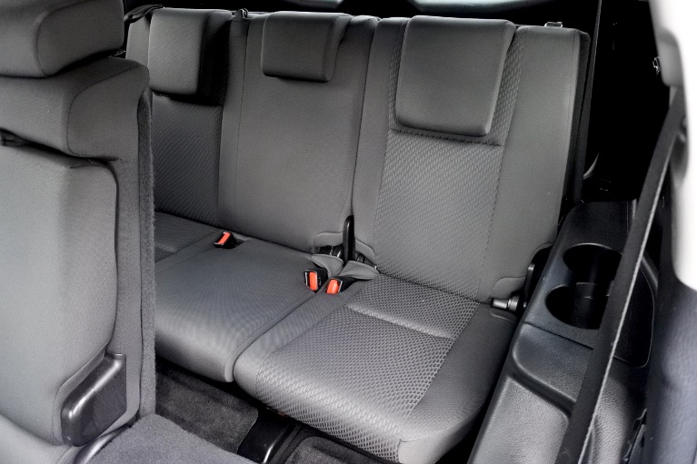 Used 2014 Toyota Highlander AWD 4dr V6 LE Used 2014 Toyota Highlander AWD 4dr V6 LE for sale at Metro West Motorcars LLC in Shrewsbury MA 17