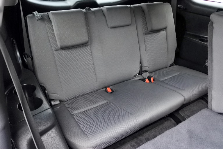 Used 2014 Toyota Highlander AWD 4dr V6 LE Used 2014 Toyota Highlander AWD 4dr V6 LE for sale at Metro West Motorcars LLC in Shrewsbury MA 18