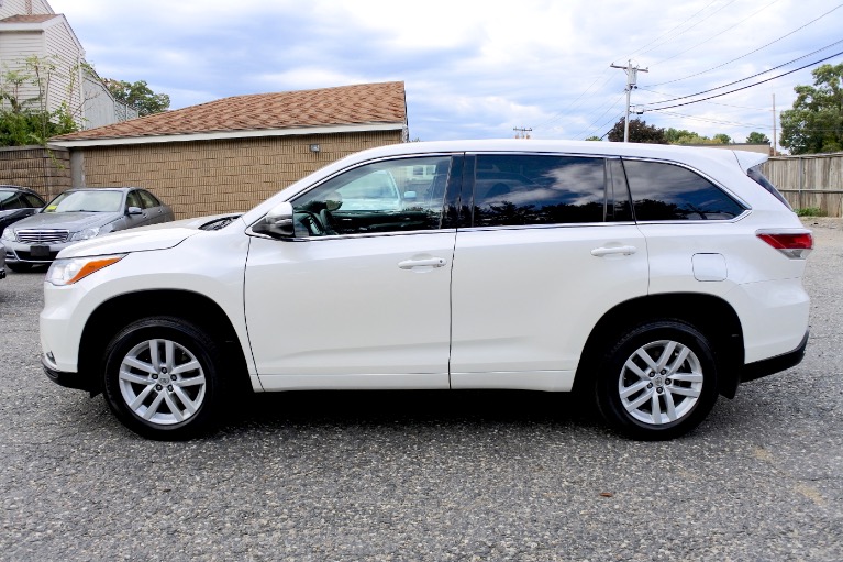 Used 2014 Toyota Highlander AWD 4dr V6 LE Used 2014 Toyota Highlander AWD 4dr V6 LE for sale at Metro West Motorcars LLC in Shrewsbury MA 2