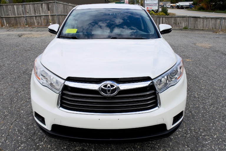Used 2014 Toyota Highlander AWD 4dr V6 LE Used 2014 Toyota Highlander AWD 4dr V6 LE for sale at Metro West Motorcars LLC in Shrewsbury MA 8