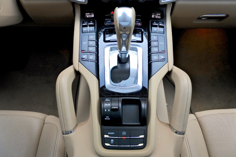 Used 2014 Porsche Cayenne AWD Used 2014 Porsche Cayenne AWD for sale at Metro West Motorcars LLC in Shrewsbury MA 11