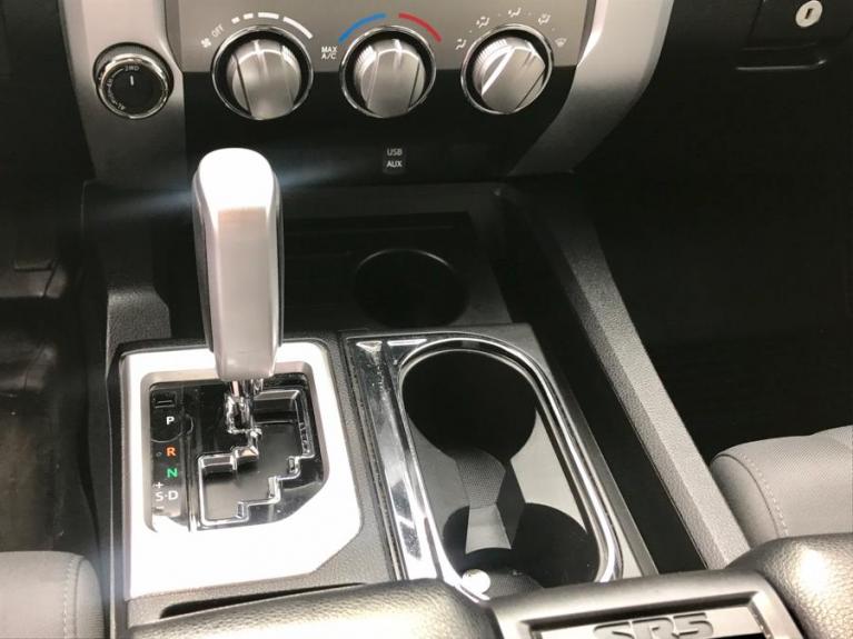 Used 2016 Toyota Tundra 4wd Truck CrewMax Used 2016 Toyota Tundra 4wd Truck CrewMax for sale at Metro West Motorcars LLC in Shrewsbury MA 10