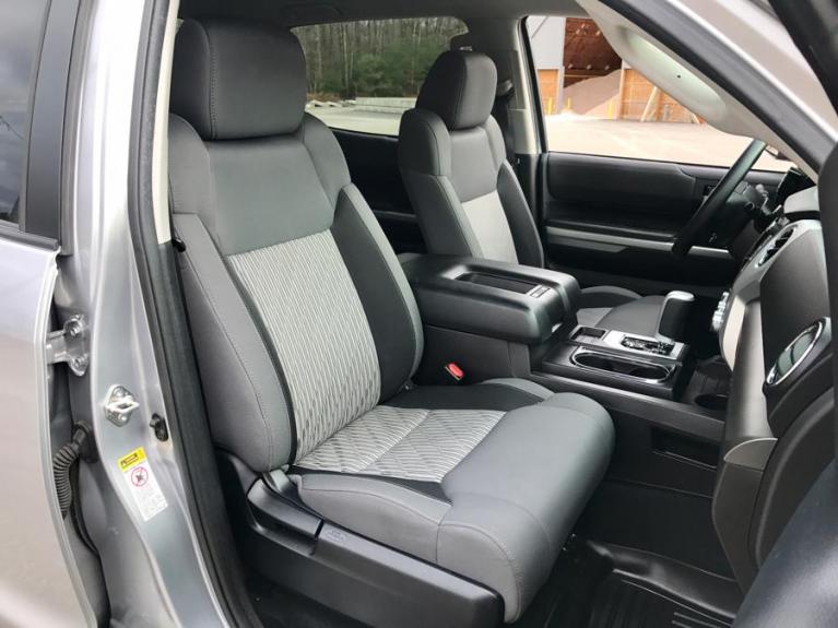 Used 2016 Toyota Tundra 4wd Truck CrewMax Used 2016 Toyota Tundra 4wd Truck CrewMax for sale at Metro West Motorcars LLC in Shrewsbury MA 15