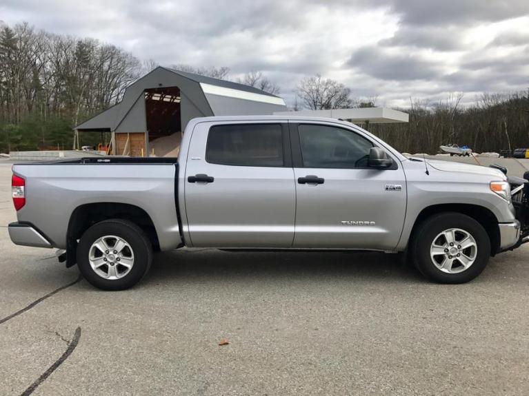 Used 2016 Toyota Tundra 4wd Truck CrewMax Used 2016 Toyota Tundra 4wd Truck CrewMax for sale at Metro West Motorcars LLC in Shrewsbury MA 5