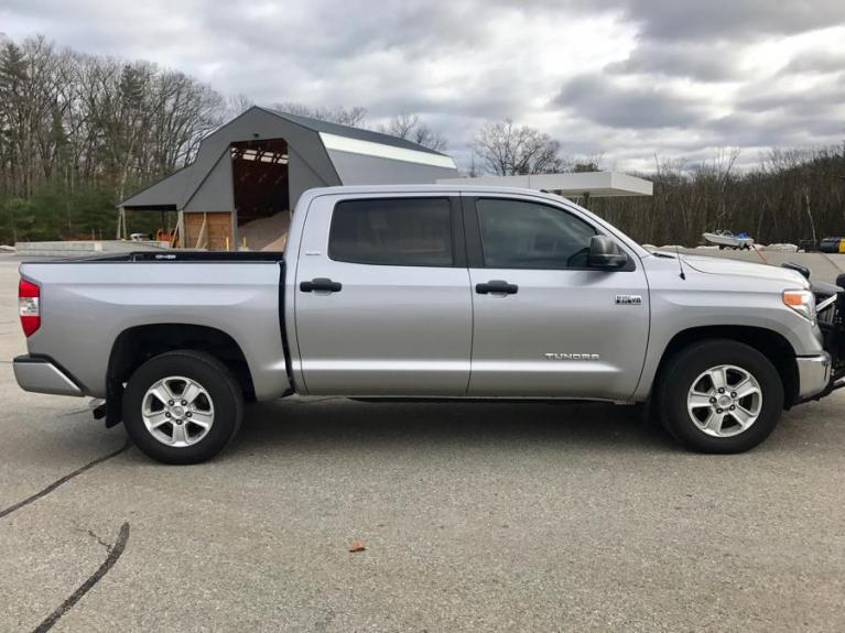 Used 2016 Toyota Tundra 4wd Truck CrewMax Used 2016 Toyota Tundra 4wd Truck CrewMax for sale  at Metro West Motorcars LLC in Shrewsbury MA 5