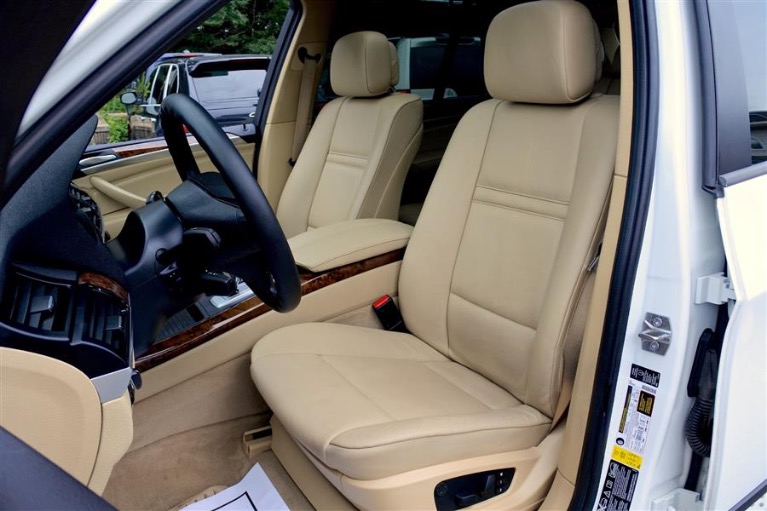 Used 2013 BMW X5 AWD 4dr xDrive35i Premium Used 2013 BMW X5 AWD 4dr xDrive35i Premium for sale at Metro West Motorcars LLC in Shrewsbury MA 14