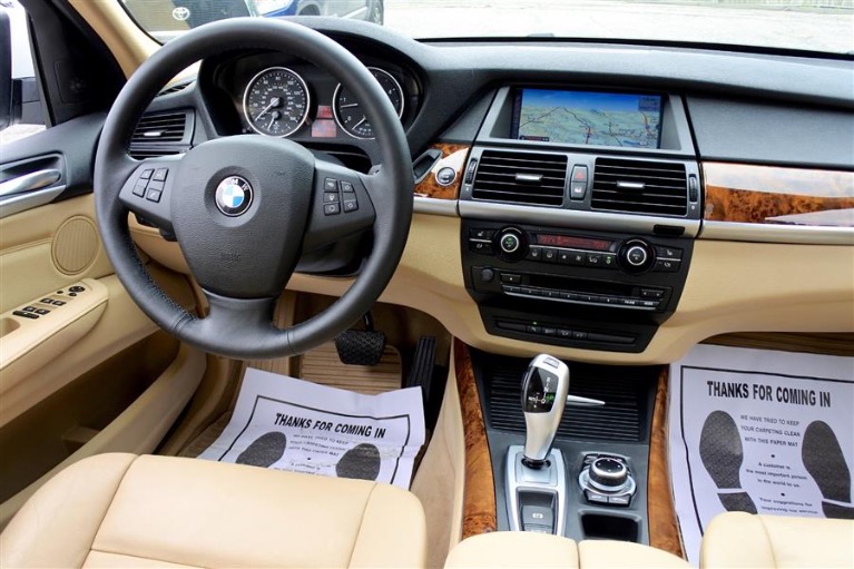 Used 2013 BMW X5 AWD 4dr xDrive35i Premium Used 2013 BMW X5 AWD 4dr xDrive35i Premium for sale at Metro West Motorcars LLC in Shrewsbury MA 9