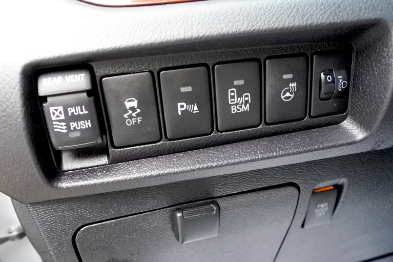 Used 2015 Toyota Sienna Limited Premium AWD Used 2015 Toyota Sienna Limited Premium AWD for sale at Metro West Motorcars LLC in Shrewsbury MA 24