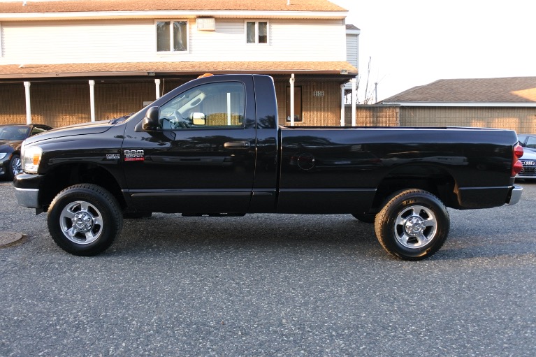 Used 2009 Dodge Ram 2500 4WD Reg Cab 140.5' SLT Used 2009 Dodge Ram 2500 4WD Reg Cab 140.5' SLT for sale  at Metro West Motorcars LLC in Shrewsbury MA 3