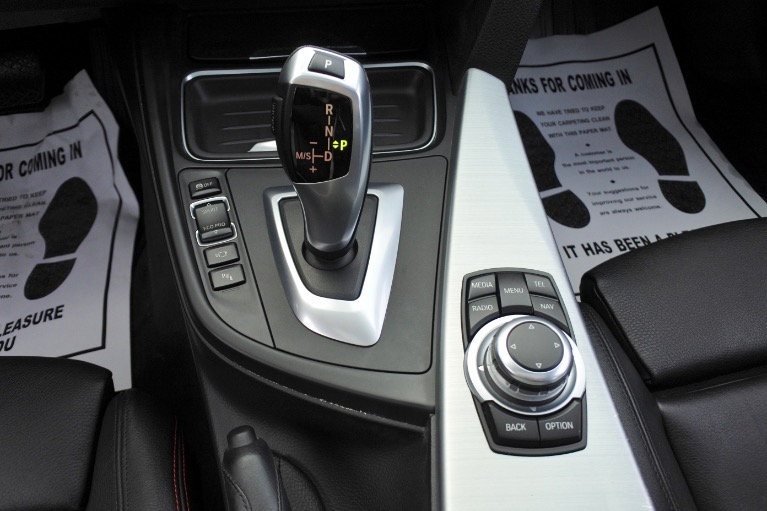 Used 2013 BMW 3 Series 335i xDrive AWD Used 2013 BMW 3 Series 335i xDrive AWD for sale at Metro West Motorcars LLC in Shrewsbury MA 12