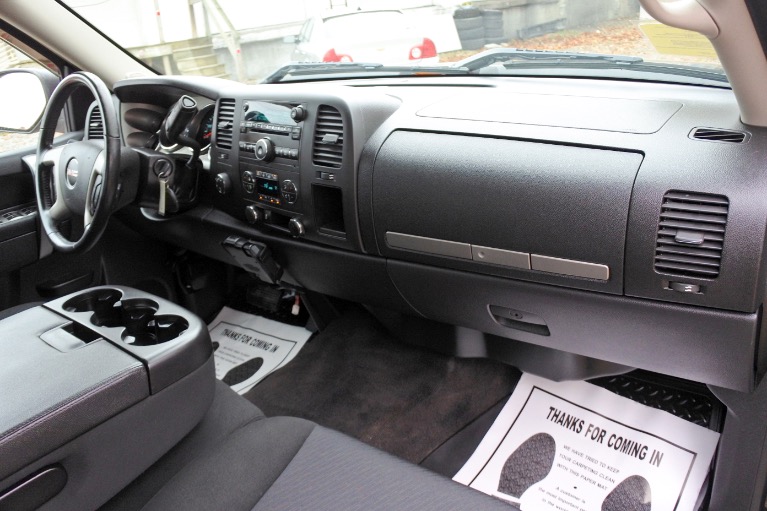 Used 2012 GMC Sierra 1500 4WD Ext Cab 143.5' SLE Used 2012 GMC Sierra 1500 4WD Ext Cab 143.5' SLE for sale at Metro West Motorcars LLC in Shrewsbury MA 17