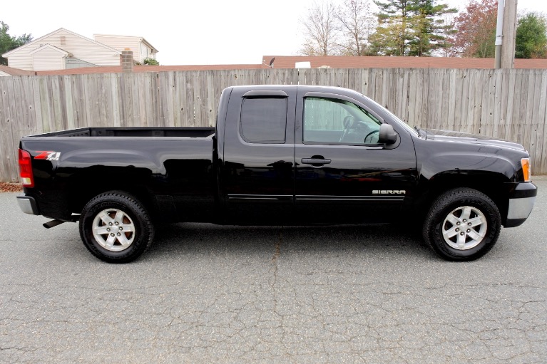Used 2012 GMC Sierra 1500 4WD Ext Cab 143.5' SLE Used 2012 GMC Sierra 1500 4WD Ext Cab 143.5' SLE for sale at Metro West Motorcars LLC in Shrewsbury MA 6