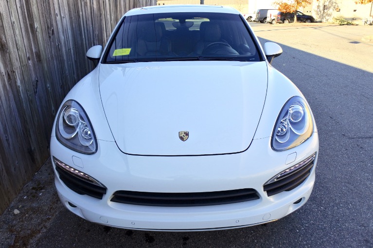 Used 2014 Porsche Cayenne S AWD Used 2014 Porsche Cayenne S AWD for sale  at Metro West Motorcars LLC in Shrewsbury MA 8