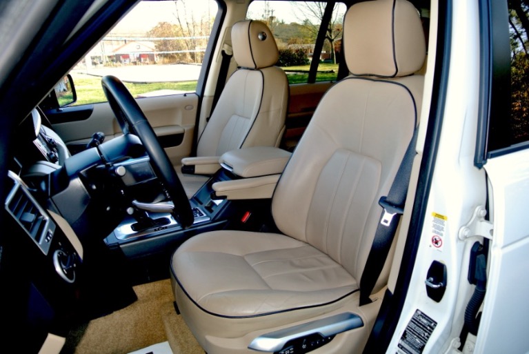 Used 2011 Land Rover Range Rover HSE Used 2011 Land Rover Range Rover HSE for sale at Metro West Motorcars LLC in Shrewsbury MA 13