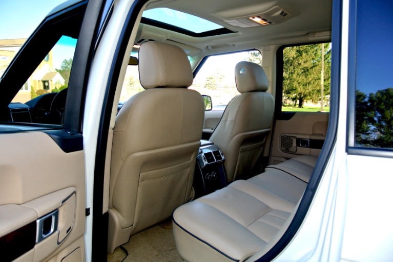 Used 2011 Land Rover Range Rover HSE Used 2011 Land Rover Range Rover HSE for sale at Metro West Motorcars LLC in Shrewsbury MA 14