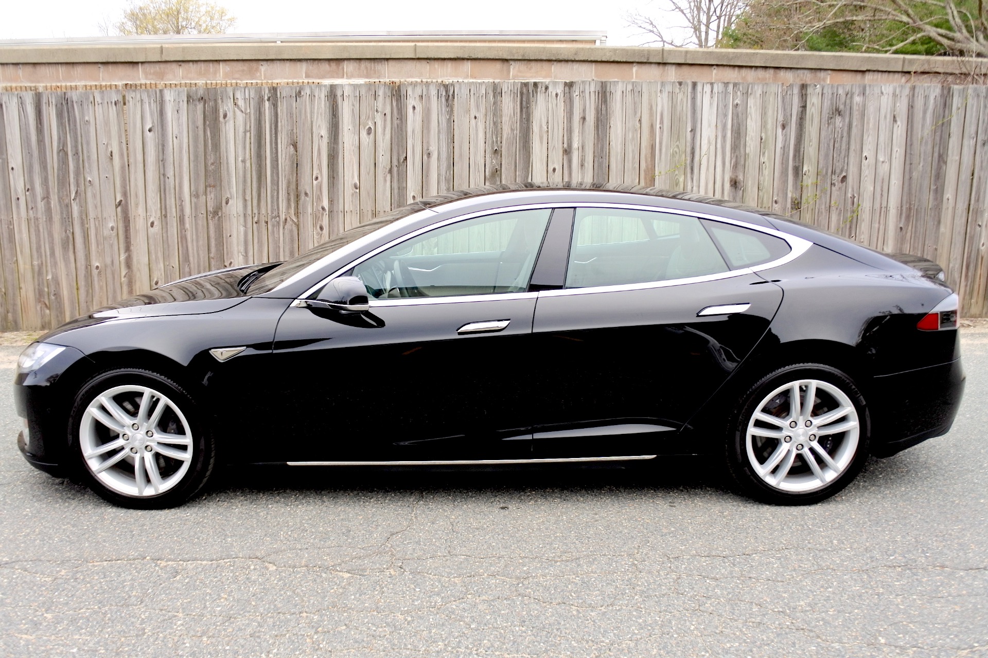 Used 2015 Tesla Model s 4dr Sdn AWD 85D For Sale ($45,800) | Metro West