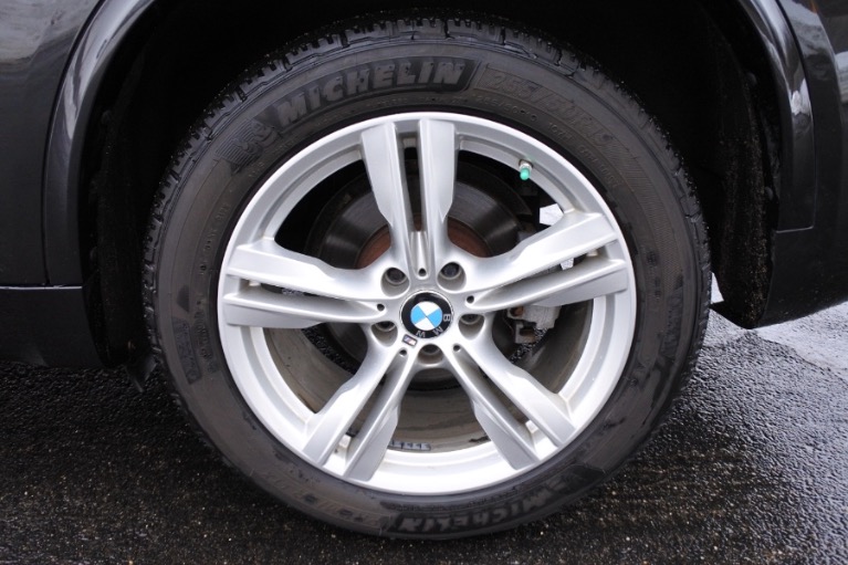 Used 2015 BMW X5 xDrive35i AWD Used 2015 BMW X5 xDrive35i AWD for sale at Metro West Motorcars LLC in Shrewsbury MA 21