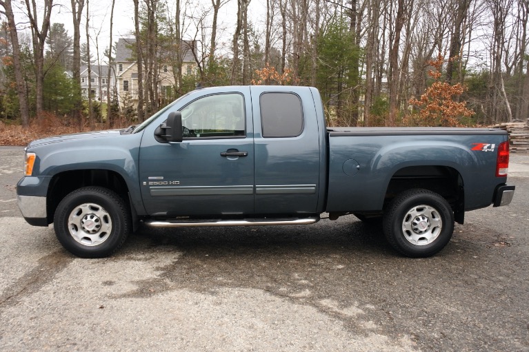 Used 2009 GMC Sierra 2500HD 4WD Ext Cab 143.5' SLE Used 2009 GMC Sierra 2500HD 4WD Ext Cab 143.5' SLE for sale  at Metro West Motorcars LLC in Shrewsbury MA 3