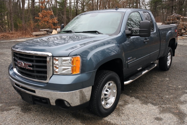 Used 2009 GMC Sierra 2500HD 4WD Ext Cab 143.5' SLE Used 2009 GMC Sierra 2500HD 4WD Ext Cab 143.5' SLE for sale  at Metro West Motorcars LLC in Shrewsbury MA 1