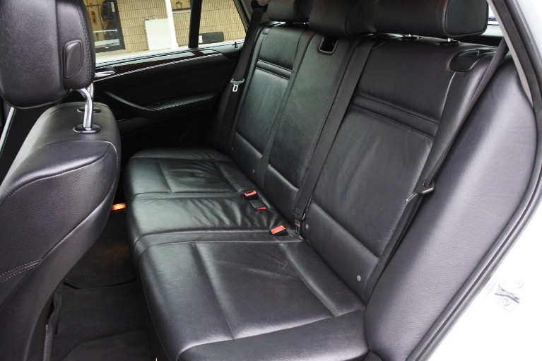Used 2013 BMW X5 xDrive35i AWD Used 2013 BMW X5 xDrive35i AWD for sale at Metro West Motorcars LLC in Shrewsbury MA 14