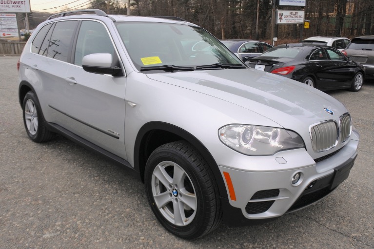 Used 2013 BMW X5 xDrive35i AWD Used 2013 BMW X5 xDrive35i AWD for sale at Metro West Motorcars LLC in Shrewsbury MA 7