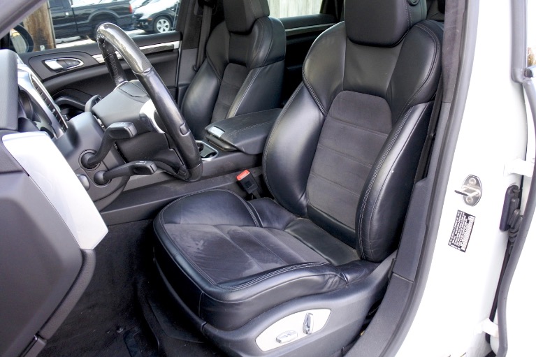 Used 2013 Porsche Cayenne AWD 4dr GTS Used 2013 Porsche Cayenne AWD 4dr GTS for sale at Metro West Motorcars LLC in Shrewsbury MA 14