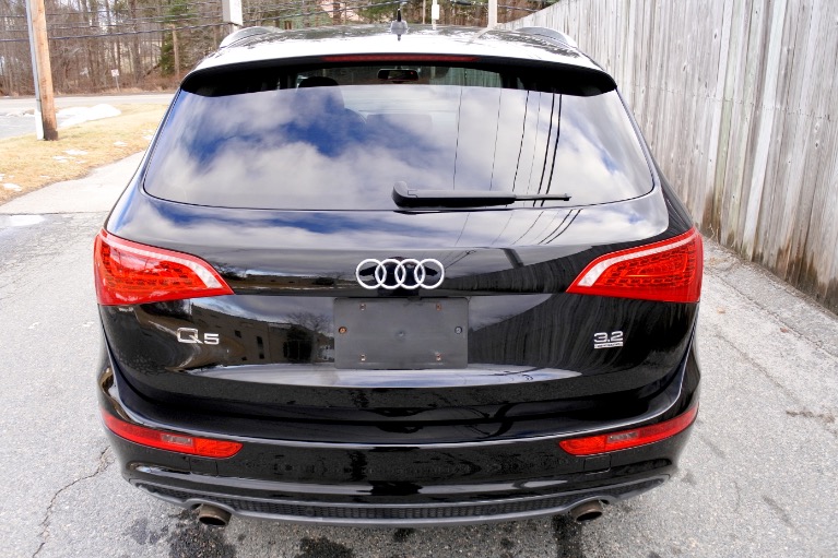 Used 2012 Audi Q5 3.2 Premium Plus Quattro Used 2012 Audi Q5 3.2 Premium Plus Quattro for sale at Metro West Motorcars LLC in Shrewsbury MA 4