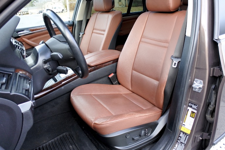 Used 2013 BMW X5 AWD 4dr xDrive35i Premium Used 2013 BMW X5 AWD 4dr xDrive35i Premium for sale at Metro West Motorcars LLC in Shrewsbury MA 14