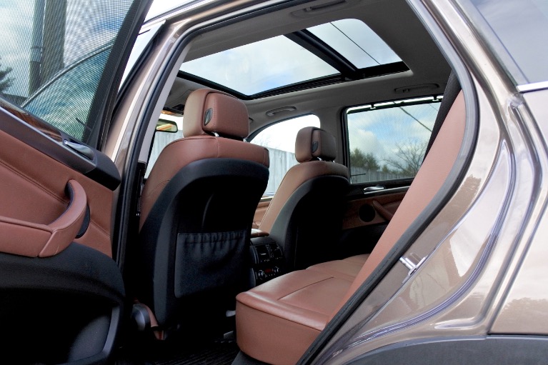 Used 2013 BMW X5 AWD 4dr xDrive35i Premium Used 2013 BMW X5 AWD 4dr xDrive35i Premium for sale at Metro West Motorcars LLC in Shrewsbury MA 15