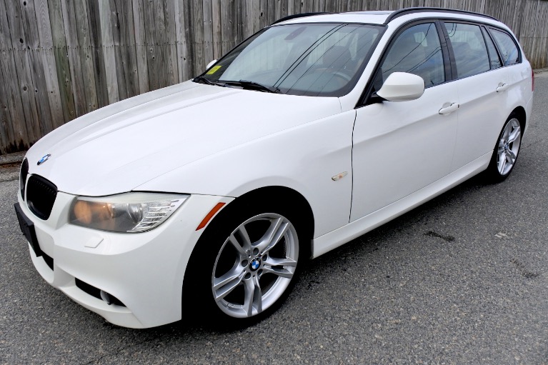 Used 2011 BMW 3 Series 4dr Sports Wgn 328i xDrive AWD Used 2011 BMW 3 Series 4dr Sports Wgn 328i xDrive AWD for sale  at Metro West Motorcars LLC in Shrewsbury MA 1