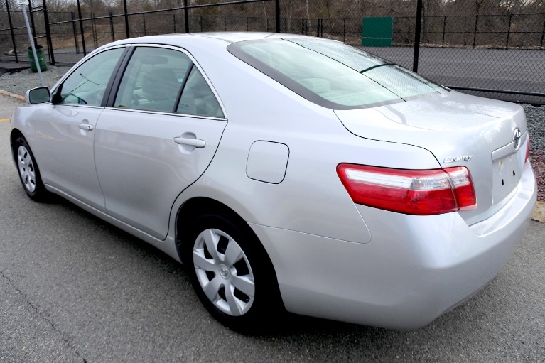 Used 2009 Toyota Camry LE Used 2009 Toyota Camry LE for sale  at Metro West Motorcars LLC in Shrewsbury MA 3