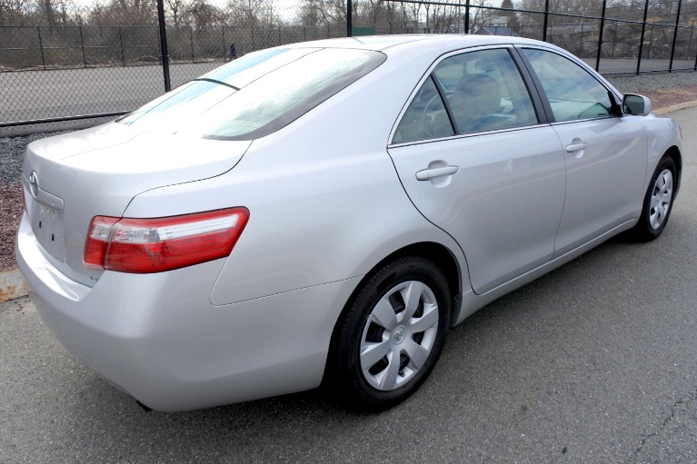 Used 2009 Toyota Camry LE Used 2009 Toyota Camry LE for sale  at Metro West Motorcars LLC in Shrewsbury MA 5