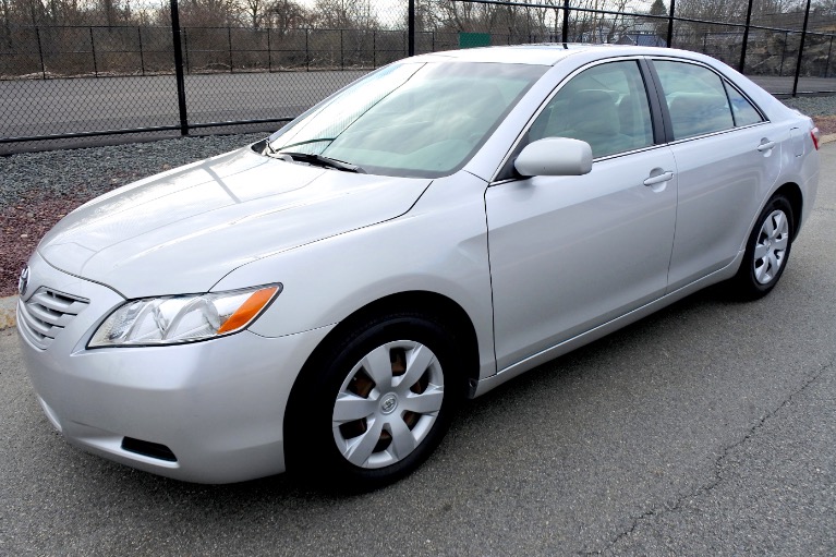 Used 2009 Toyota Camry LE Used 2009 Toyota Camry LE for sale  at Metro West Motorcars LLC in Shrewsbury MA 1