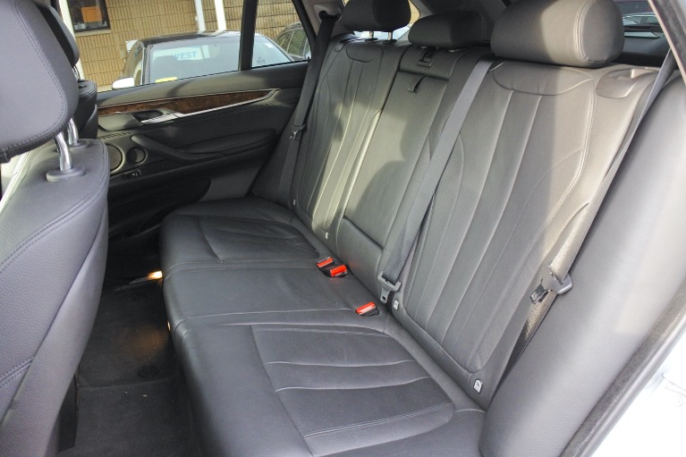 Used 2015 BMW X5 AWD 4dr xDrive35d Used 2015 BMW X5 AWD 4dr xDrive35d for sale at Metro West Motorcars LLC in Shrewsbury MA 14