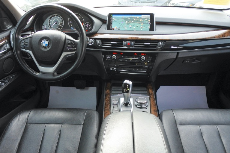 Used 2015 BMW X5 xDrive35d AWD Used 2015 BMW X5 xDrive35d AWD for sale  at Metro West Motorcars LLC in Shrewsbury MA 9