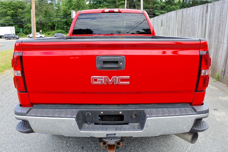 Used 2015 GMC Sierra 2500hd 4WD Crew Cab 153.7' SLT Used 2015 GMC Sierra 2500hd 4WD Crew Cab 153.7' SLT for sale at Metro West Motorcars LLC in Shrewsbury MA 4