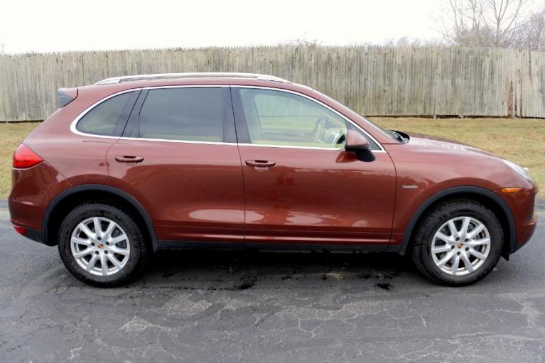 Used 2013 Porsche Cayenne AWD 4dr Diesel Used 2013 Porsche Cayenne AWD 4dr Diesel for sale  at Metro West Motorcars LLC in Shrewsbury MA 5