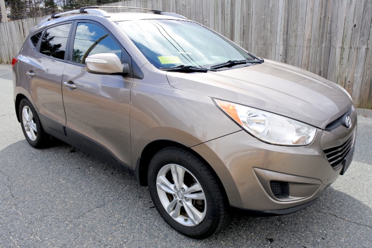 Used 2012 Hyundai Tucson GLS AWD Used 2012 Hyundai Tucson GLS AWD for sale  at Metro West Motorcars LLC in Shrewsbury MA 7