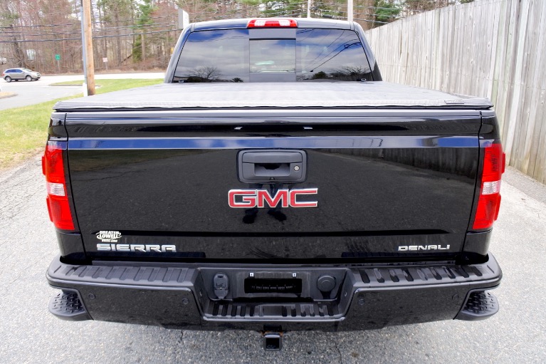 Used 2015 GMC Sierra 1500 4WD Crew Cab 143.5' Denali Used 2015 GMC Sierra 1500 4WD Crew Cab 143.5' Denali for sale at Metro West Motorcars LLC in Shrewsbury MA 4