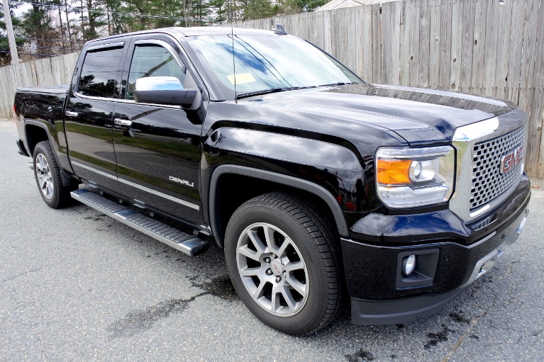 Used 2015 GMC Sierra 1500 4WD Crew Cab 143.5' Denali Used 2015 GMC Sierra 1500 4WD Crew Cab 143.5' Denali for sale at Metro West Motorcars LLC in Shrewsbury MA 7
