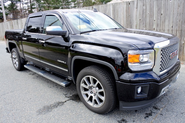 Used 2015 GMC Sierra 1500 4WD Crew Cab 143.5' Denali Used 2015 GMC Sierra 1500 4WD Crew Cab 143.5' Denali for sale  at Metro West Motorcars LLC in Shrewsbury MA 7