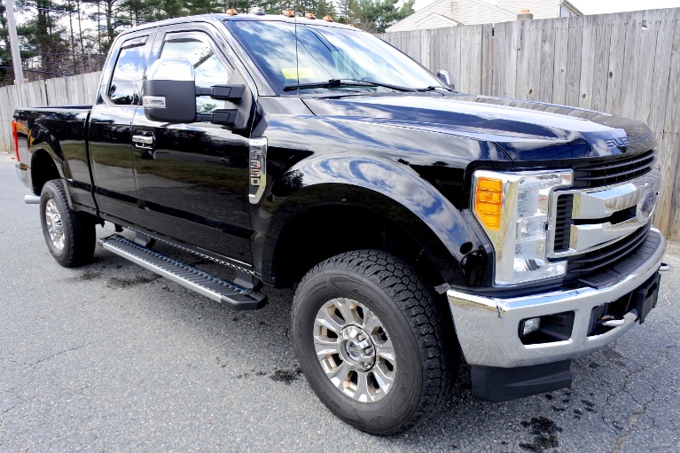 Used 2017 Ford Super Duty F-350 Srw XLT 4WD SuperCab 6.75'' Box Used 2017 Ford Super Duty F-350 Srw XLT 4WD SuperCab 6.75'' Box for sale  at Metro West Motorcars LLC in Shrewsbury MA 7